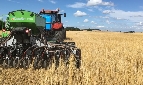 Tractor Cross Slot in Field