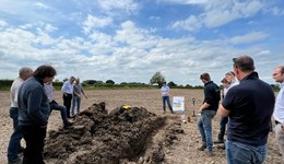 Sign up now to attend AHDB Cereals & Oilseeds Strategic Farm walks 