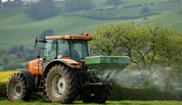 Growing grass - simple use of nutrients and fertiliser