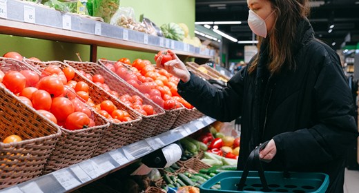 Shoppers eating more fruit and veg under lockdown, finds IGD