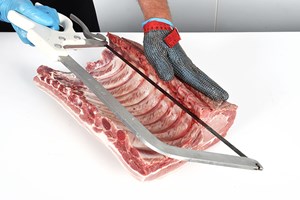 Tomahawk Rack Meat Cut Spec Step 3