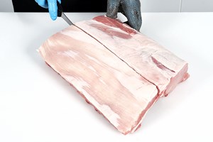 Tomahawk Rack Meat Cut Spec Step 5