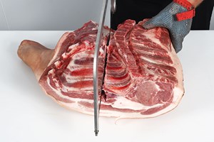Boston Butt Joint (Neck End) – boneless and rindless Meat Cut Spec Step 1