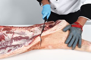 Leg of pork Meat Cut Spec Step 1