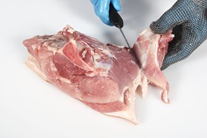 Rump Steak on the bone Meat Cut Spec Step 3